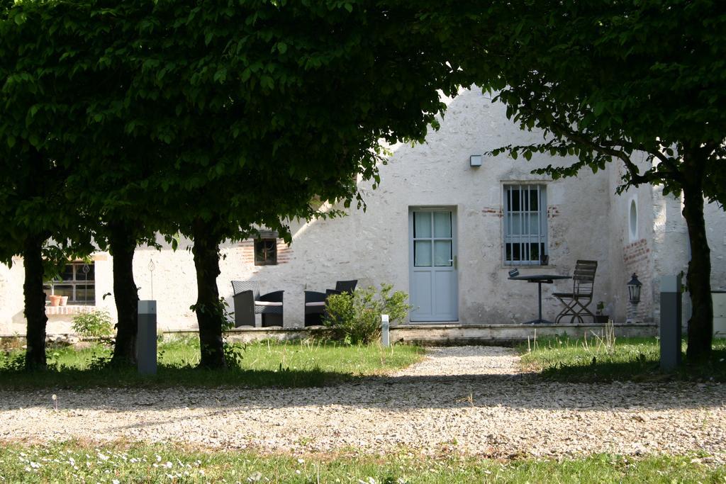 Les Charlotieres Villa Chailles  Bagian luar foto